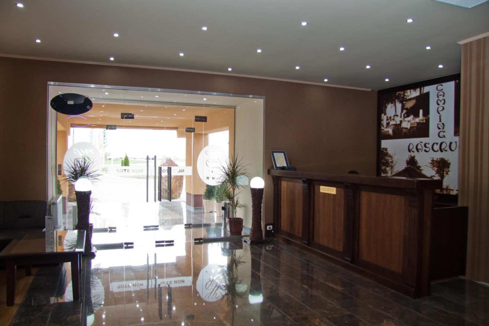 Hotel Hanul de la Rascruce Arad Exterior foto